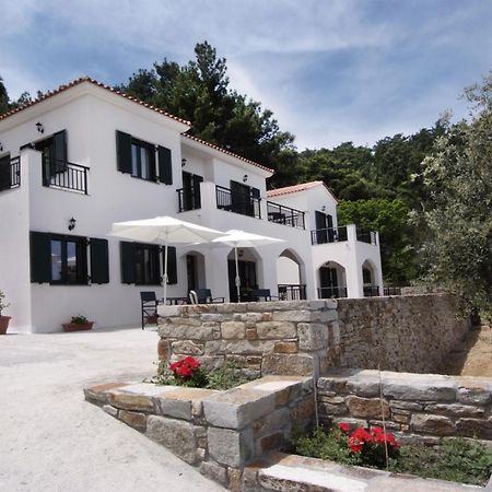 Raches  Eri Rooms To Let מראה חיצוני תמונה